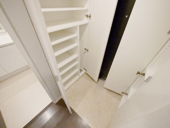 エスティメゾン赤羽の物件内観写真